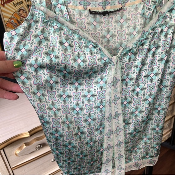 Antonio Melani Silk Spaghetti Strap Blouse Medium - Picture 4 of 7